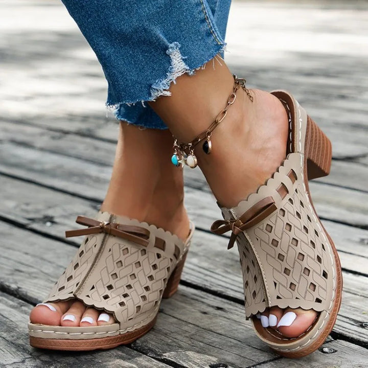 Avrila Cutout Mules
