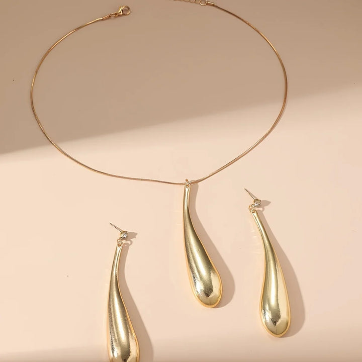 Alvara Drop Jewelry Set