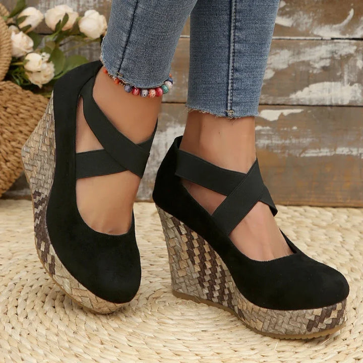 Selvara Cross Wedges