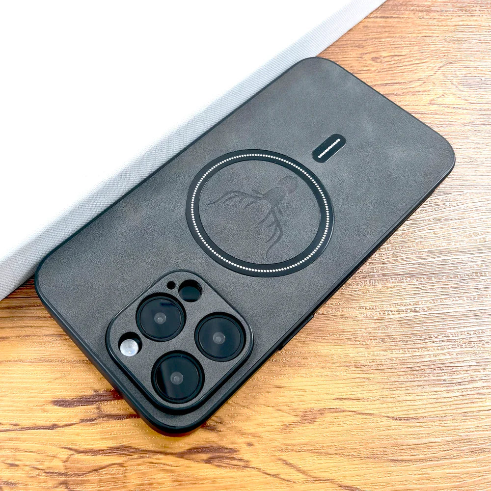 Velcrest Leather MagSafe Case