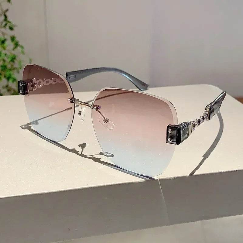 Melanie Ray Shades