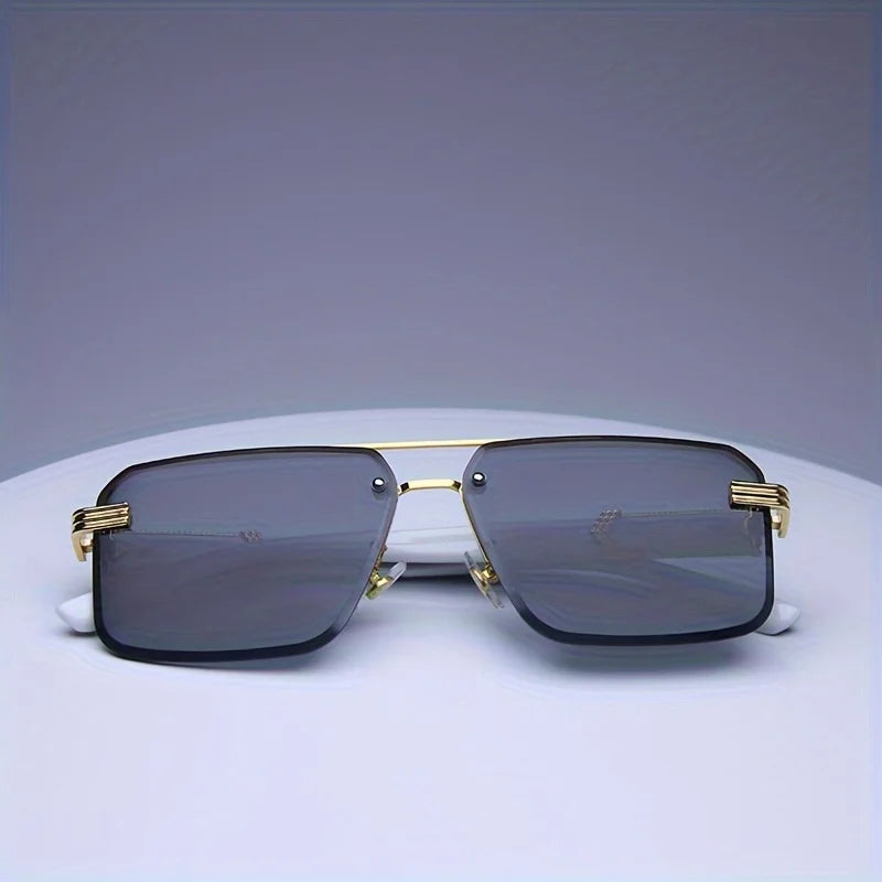 Aurelio Shield Sunnies