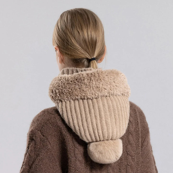 Sillera Sherpa Knit Hood